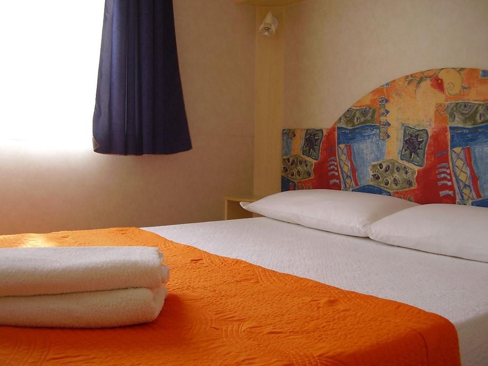 Camping Village Riviera Numana Exterior foto