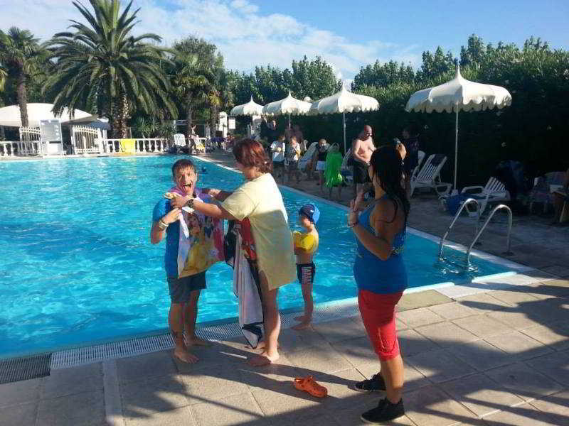 Camping Village Riviera Numana Exterior foto