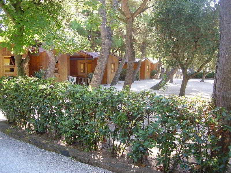 Camping Village Riviera Numana Exterior foto